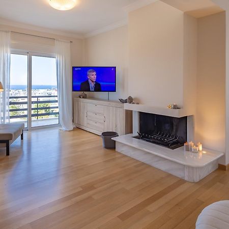 Rhea - Glyfada Sea View Apartment Atene Esterno foto